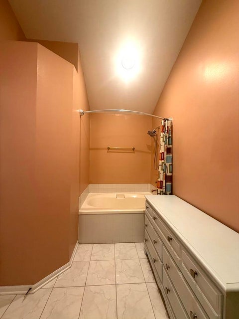 Tiny photo for 1541 Stevens Drive, Schaumburg, IL 60173 (MLS # 12751666)