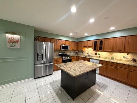 Tiny photo for 1541 Stevens Drive, Schaumburg, IL 60173 (MLS # 12751666)