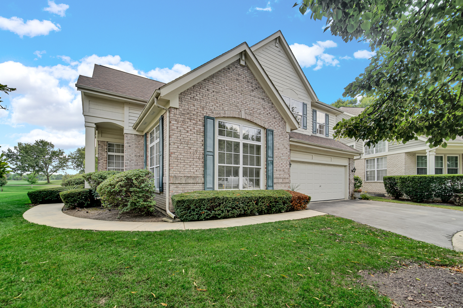 2033 Inverness Drive