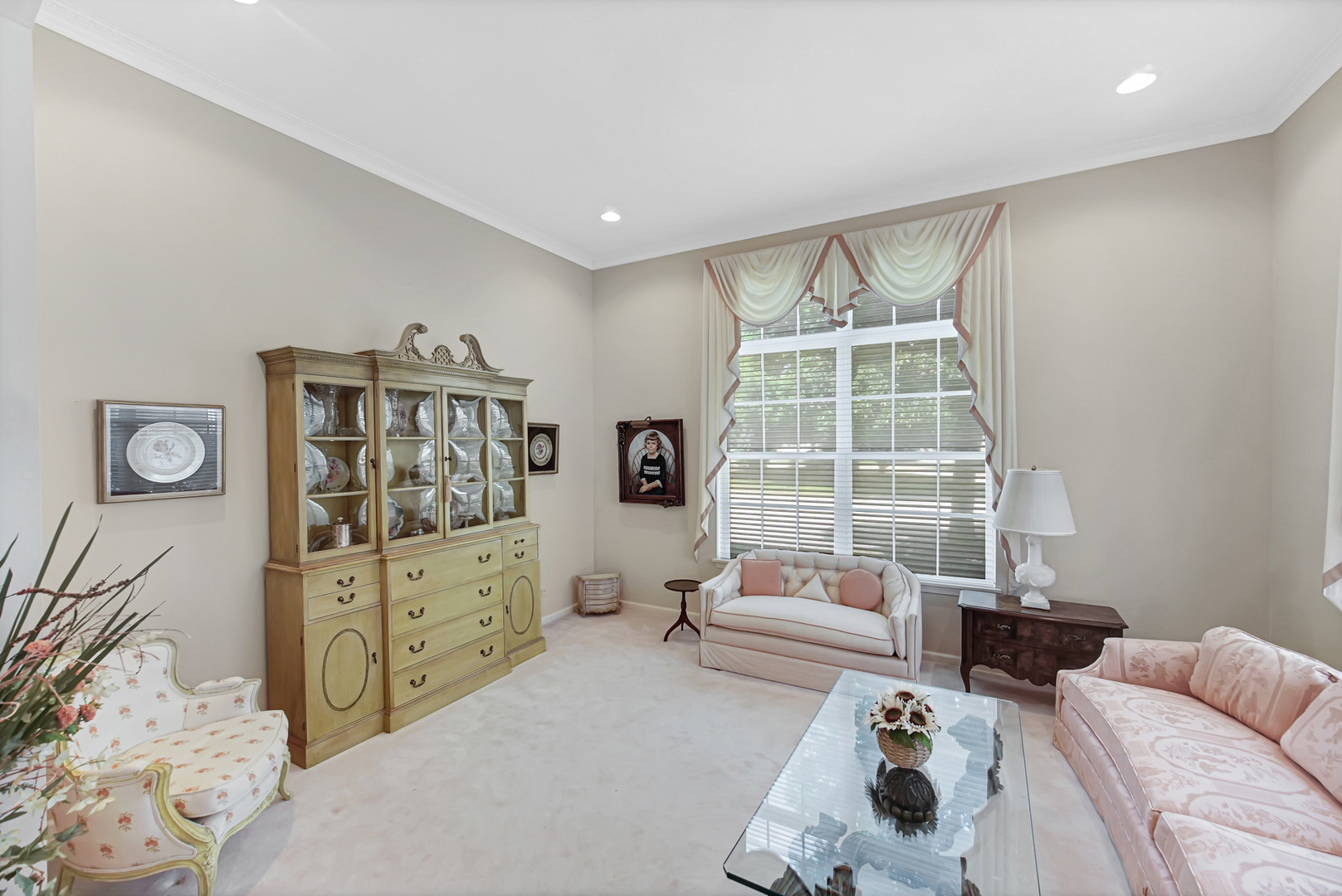 2033 Inverness Drive