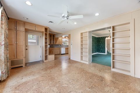 Tiny photo for 921 Fair Oaks Avenue, Oak Park, IL 60302 (MLS # 12624632)