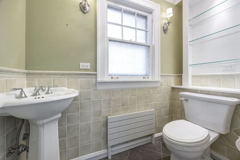 Tiny photo for 921 Fair Oaks Avenue, Oak Park, IL 60302 (MLS # 12624632)