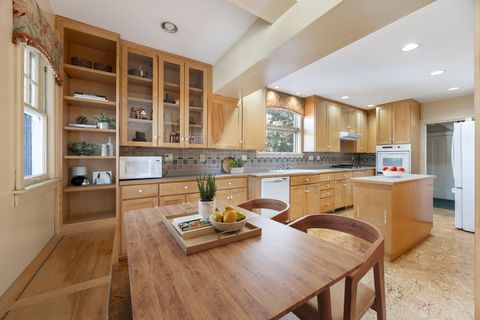 Tiny photo for 921 Fair Oaks Avenue, Oak Park, IL 60302 (MLS # 12624632)