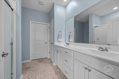 Tiny photo for 910 Darwin Street, North Aurora, IL 60542 (MLS # 12710189)