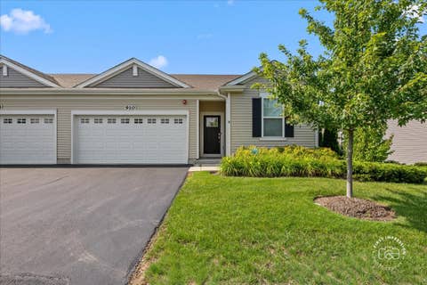 Photo of 910 Darwin Street, North Aurora, IL 60542 (MLS # 12710189)