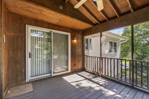 Tiny photo for 933 W Gilbert Avenue, Palatine, IL 60067 (MLS # 12686636)
