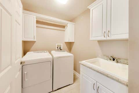 Tiny photo for 1022 Hickory Drive, Western Springs, IL 60558 (MLS # 12699741)