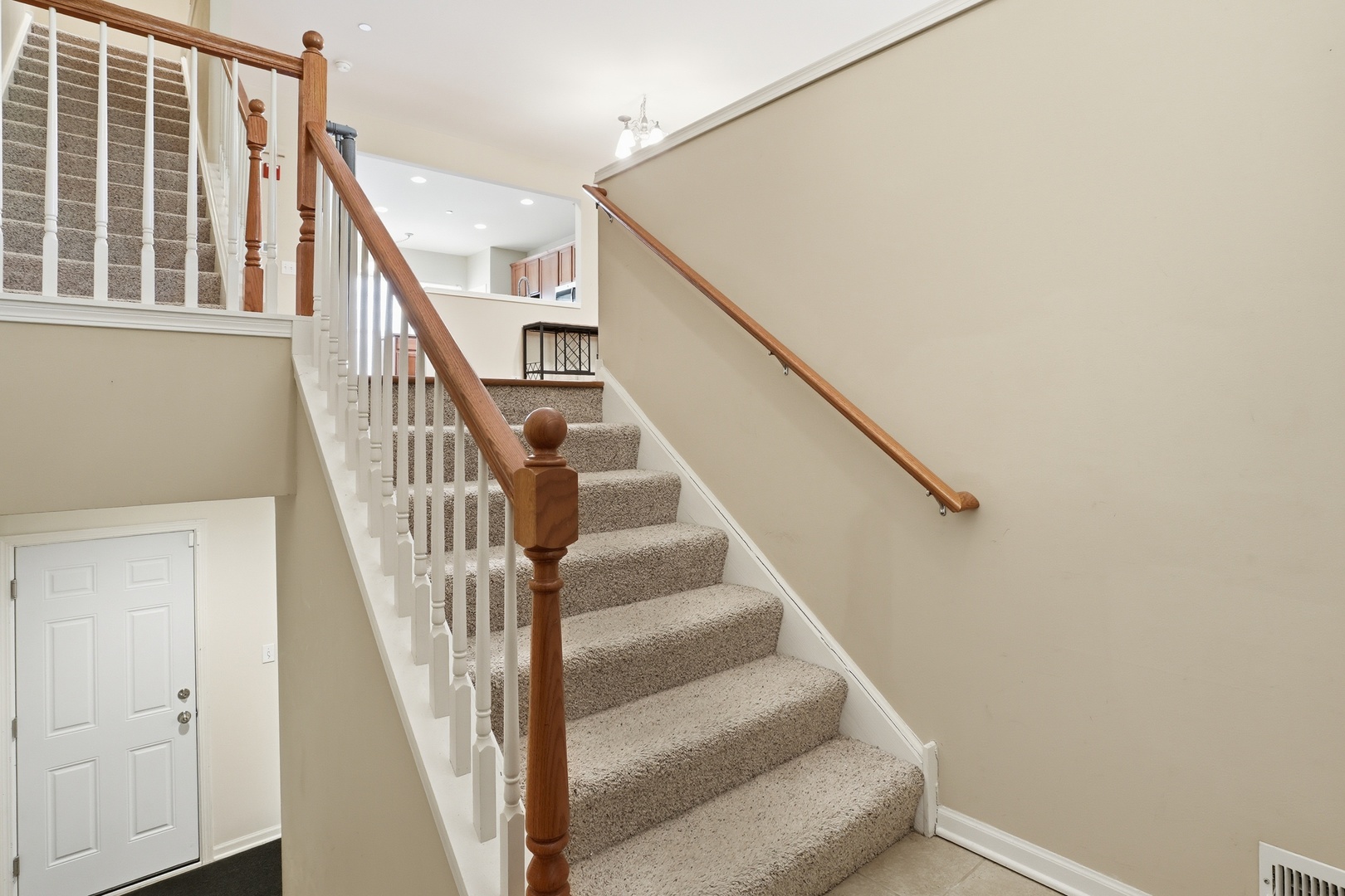 1149 Chelsea Drive - Photo 3