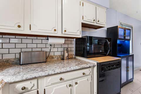 Tiny photo for 1303 Eastern Drive, Urbana, IL 61801 (MLS # 12669839)