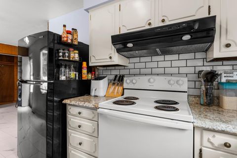 Tiny photo for 1303 Eastern Drive, Urbana, IL 61801 (MLS # 12669839)