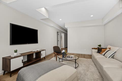 Tiny photo for 4316 S Michigan Avenue #1N, Chicago, IL 60653 (MLS # 12660732)