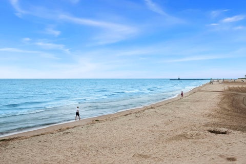 Tiny photo for 5901 N Sheridan Road #13F, Chicago, IL 60660 (MLS # 12755665)