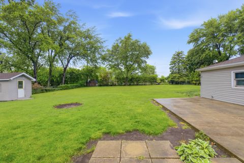 Tiny photo for 440 Aster Lane, Hoffman Estates, IL 60169 (MLS # 12650808)
