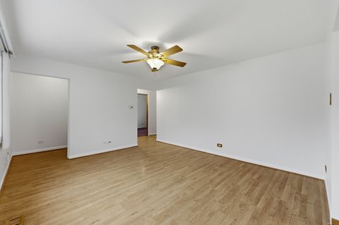 Tiny photo for 440 Aster Lane, Hoffman Estates, IL 60169 (MLS # 12650808)