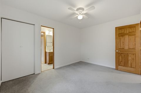 Tiny photo for 440 Aster Lane, Hoffman Estates, IL 60169 (MLS # 12650808)