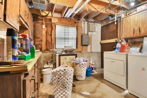Tiny photo for 16112 Woodlawn West Avenue, South Holland, IL 60473 (MLS # 12792519)