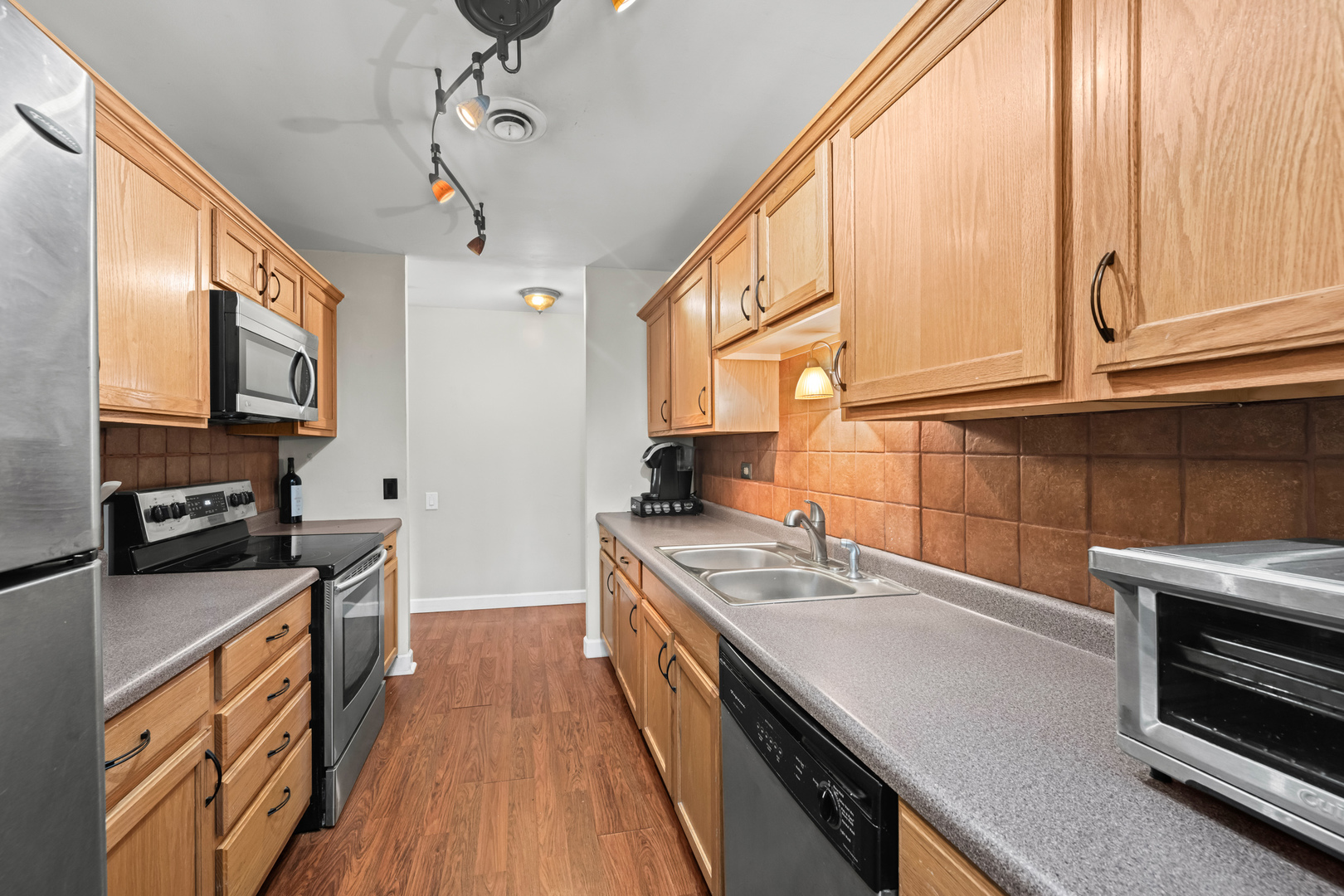 425 Walnut Creek Lane 1203