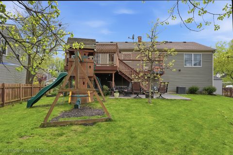 Tiny photo for 2109 Hitching Post Lane, Schaumburg, IL 60194 (MLS # 12638663)