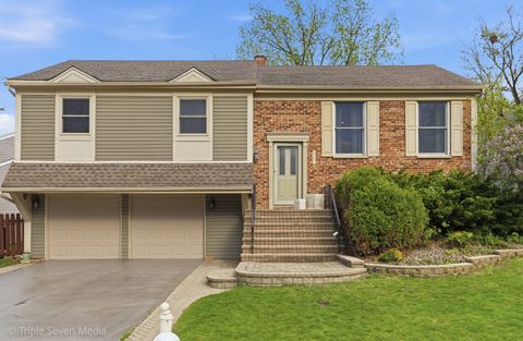 2109 Hitching Post Lane Schaumburg IL 60194