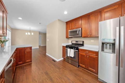 Tiny photo for 311 N Shady Lane, Elmhurst, IL 60126 (MLS # 12453787)