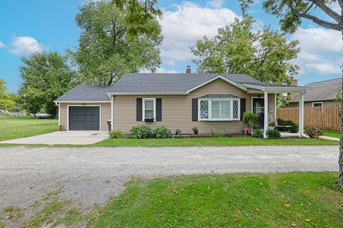 Photo of 347 E Hydraulic Avenue, Yorkville, IL 60560 (MLS # 12458476)