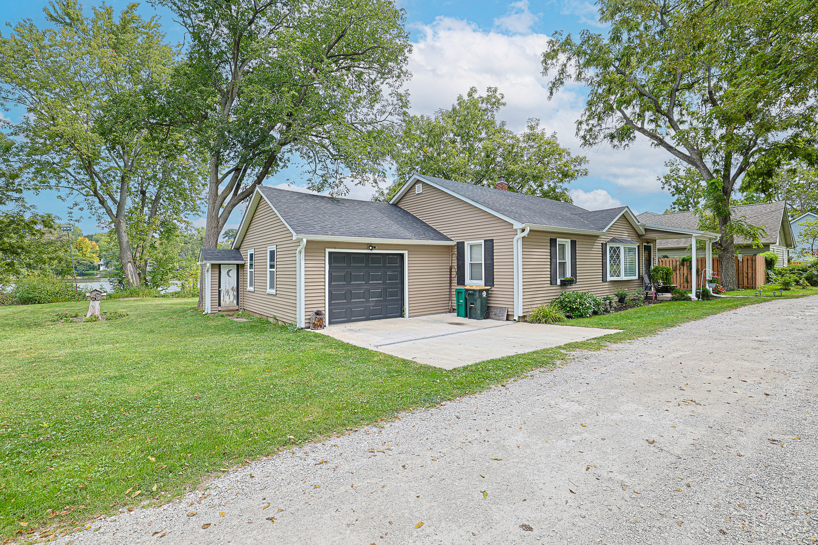 347 E Hydraulic Avenue