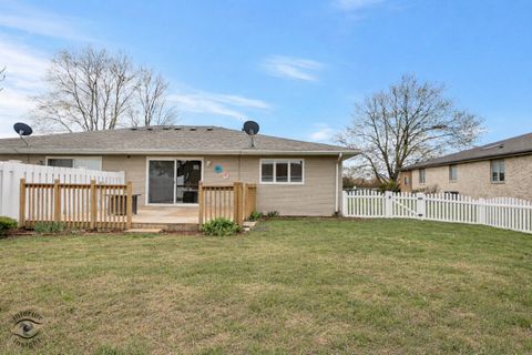 Tiny photo for 160 Marion Street, Manhattan, IL 60442 (MLS # 12618974)