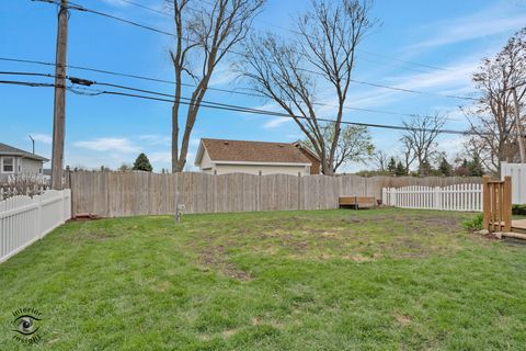 Tiny photo for 160 Marion Street, Manhattan, IL 60442 (MLS # 12618974)
