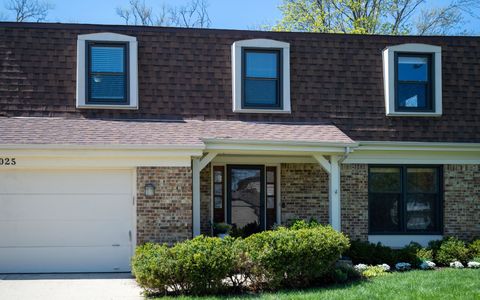 Tiny photo for 4025 Radcliffe Drive, Northbrook, IL 60062 (MLS # 12616838)