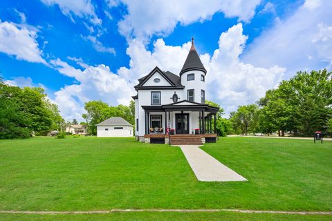 Tiny photo for 732 E Cemetery Avenue, Chenoa, IL 61726 (MLS # 12428054)