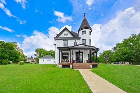 Tiny photo for 732 E Cemetery Avenue, Chenoa, IL 61726 (MLS # 12428054)