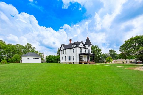 Tiny photo for 732 E Cemetery Avenue, Chenoa, IL 61726 (MLS # 12428054)