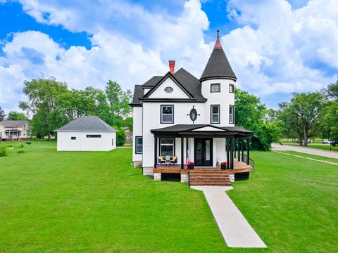 Tiny photo for 732 E Cemetery Avenue, Chenoa, IL 61726 (MLS # 12428054)