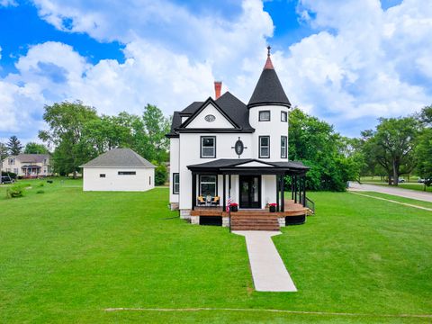 Tiny photo for 732 E Cemetery Avenue, Chenoa, IL 61726 (MLS # 12428054)