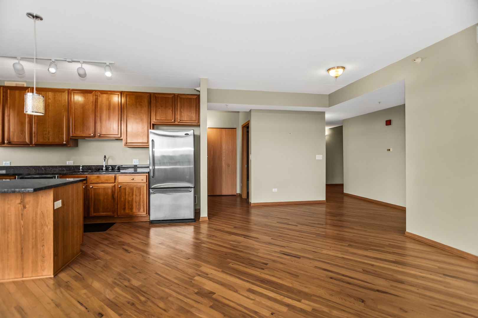 515 Main Street 709