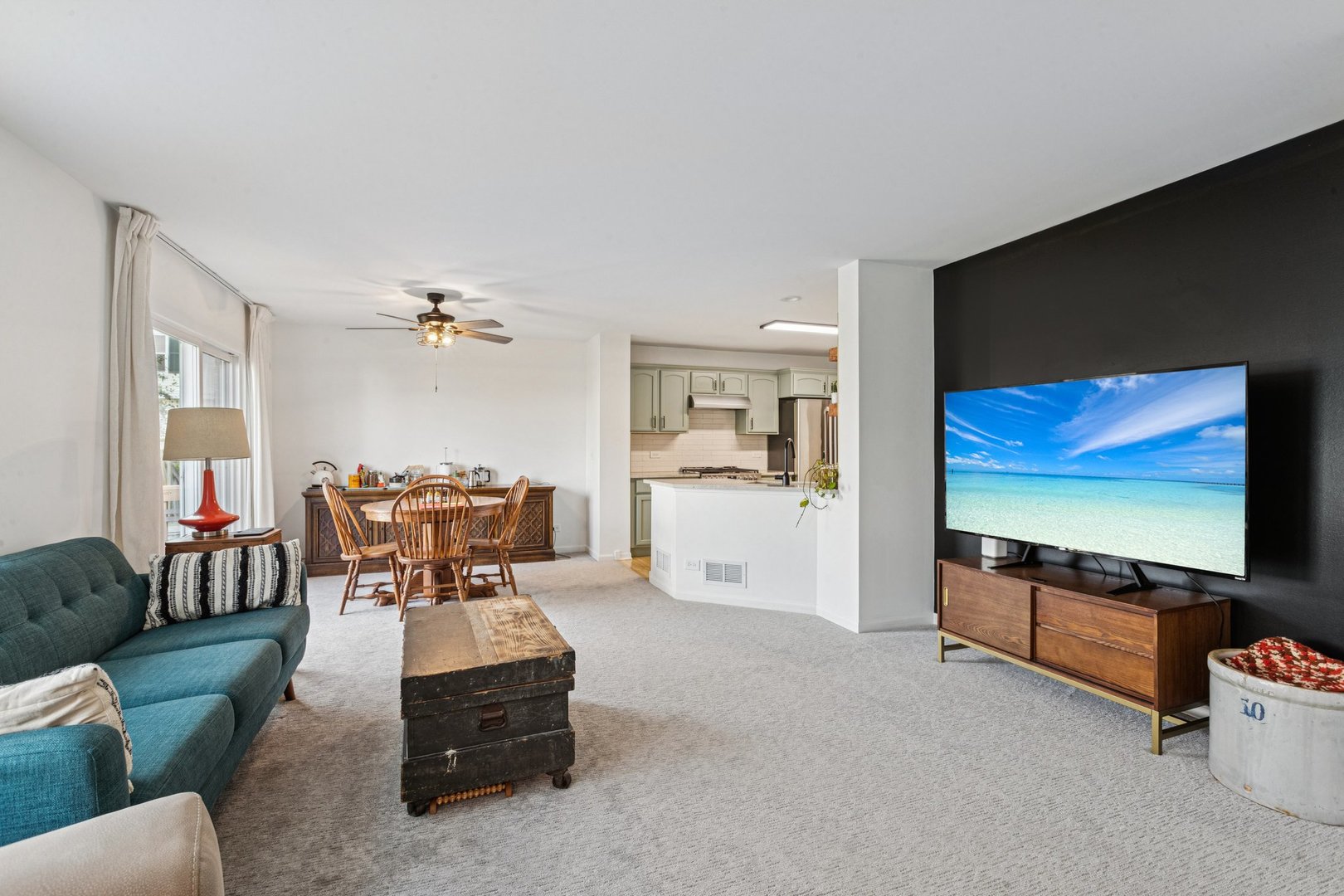 1555 Isle Royal Circle