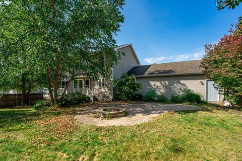 Tiny photo for 10679 Harrison Court, Roscoe, IL 61073 (MLS # 12478383)