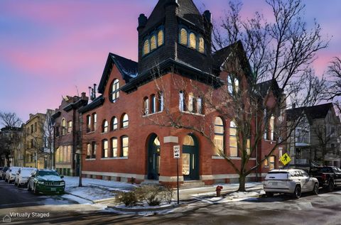 3057 N Clifton Avenue 2 Chicago IL 60657