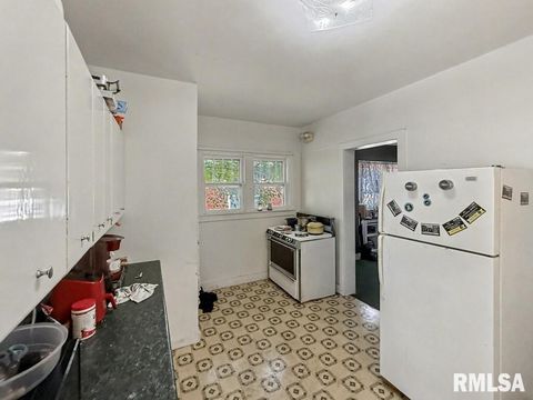 Tiny photo for 113/115 McCann Street, Benton, IL 62812 (MLS # QC4268269)