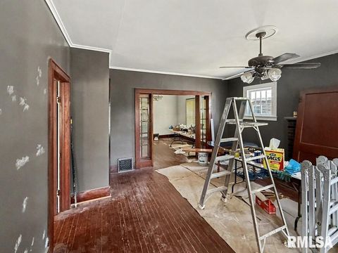 Tiny photo for 113/115 McCann Street, Benton, IL 62812 (MLS # QC4268269)