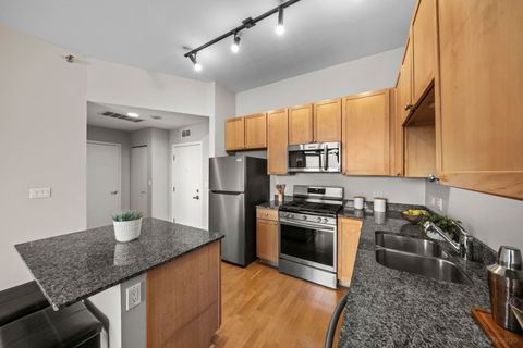 Tiny photo for 901 W Madison Street #603, Chicago, IL 60607 (MLS # 12520492)