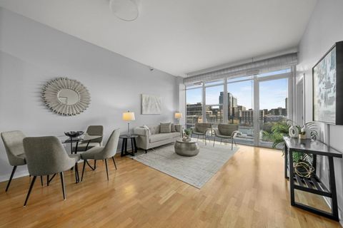 Tiny photo for 901 W Madison Street #603, Chicago, IL 60607 (MLS # 12520492)