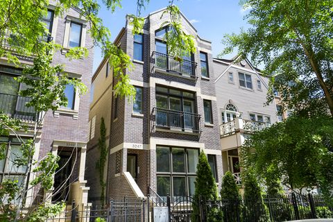 3247 N Racine Avenue 1 Chicago IL 60657