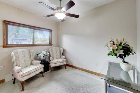 Tiny photo for 671 S 5th Avenue, Des Plaines, IL 60016 (MLS # 12708567)