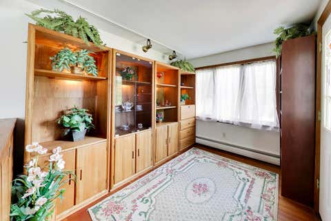 Tiny photo for 671 S 5th Avenue, Des Plaines, IL 60016 (MLS # 12708567)
