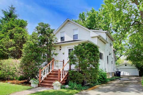 Photo of 671 S 5th Avenue, Des Plaines, IL 60016 (MLS # 12708567)