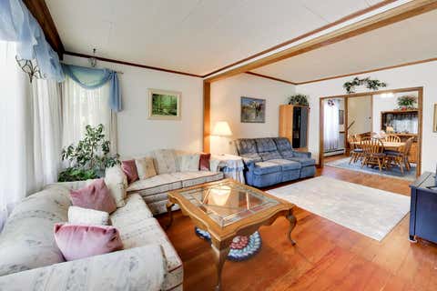 Tiny photo for 671 S 5th Avenue, Des Plaines, IL 60016 (MLS # 12708567)