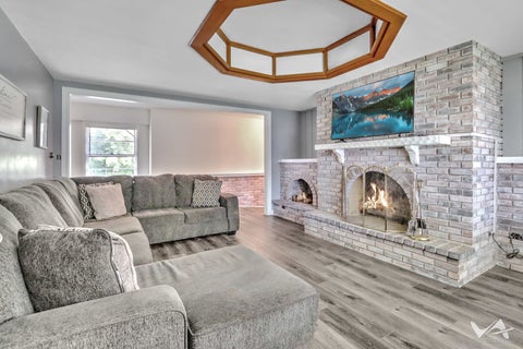 Tiny photo for 850 W Fabyan Parkway, Batavia, IL 60510 (MLS # 12690163)