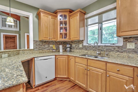 Tiny photo for 850 W Fabyan Parkway, Batavia, IL 60510 (MLS # 12690163)