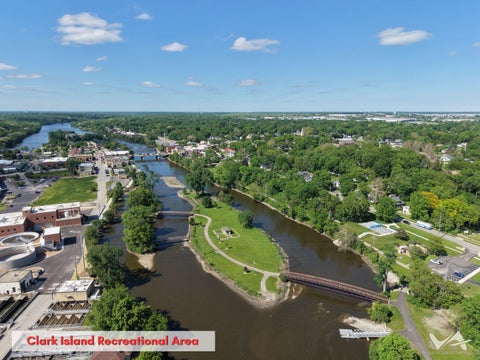 Tiny photo for 850 W Fabyan Parkway, Batavia, IL 60510 (MLS # 12690163)